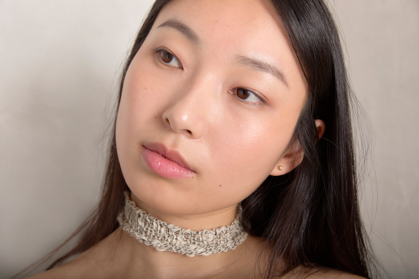 Laura choker / warm shadow