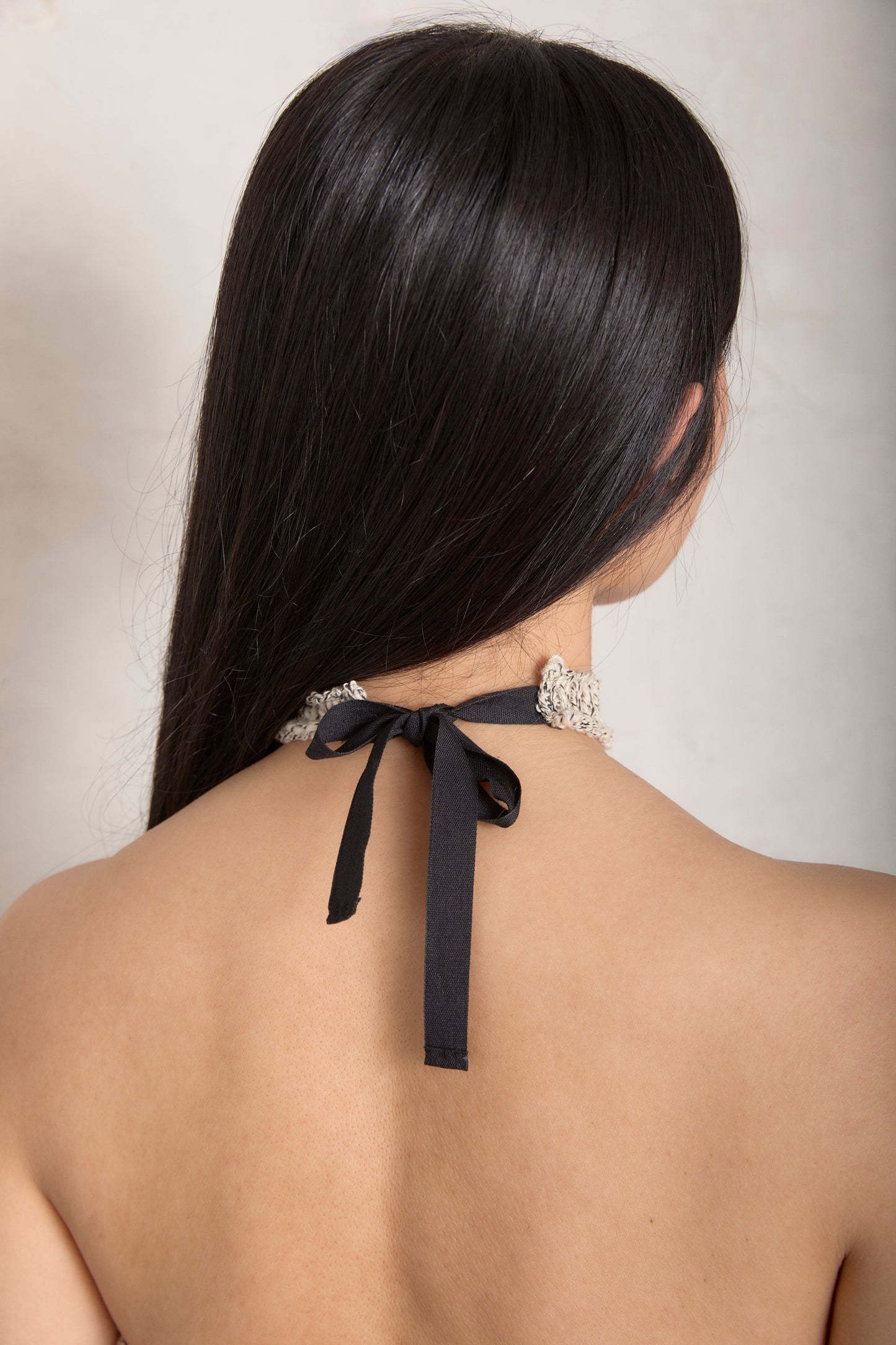Laura choker / warm shadow