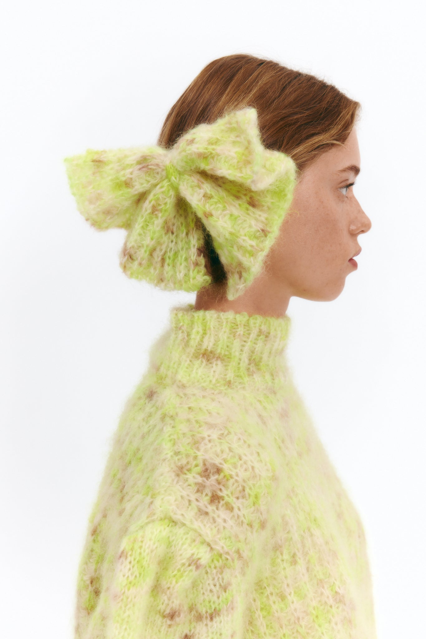 Carlota hair bow