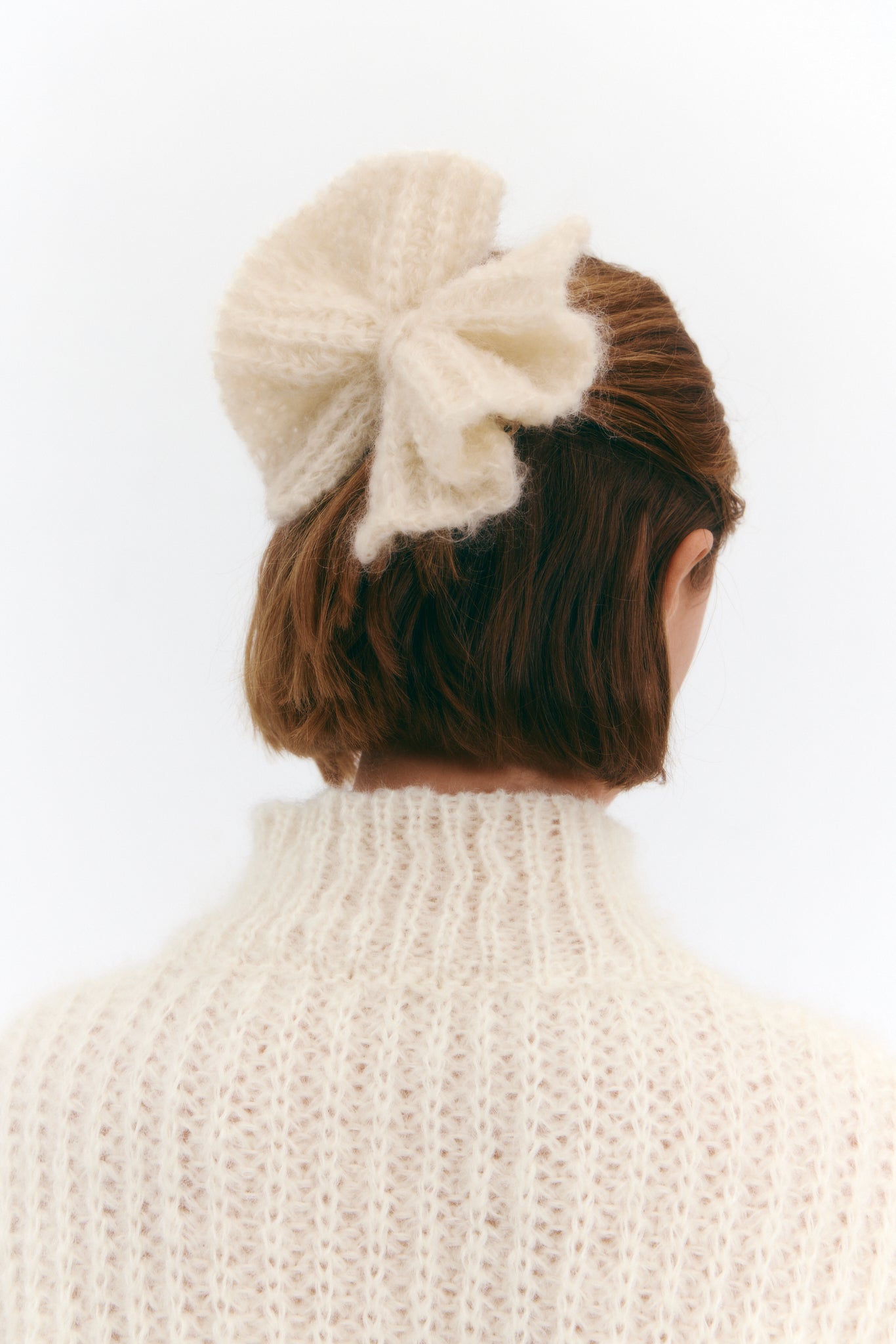 Carlota mini hair bow